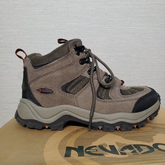 Nevados Boomerang II, Mid, Woman's Hiking Boot, 6.5 - EUC - Picture 4 of 11